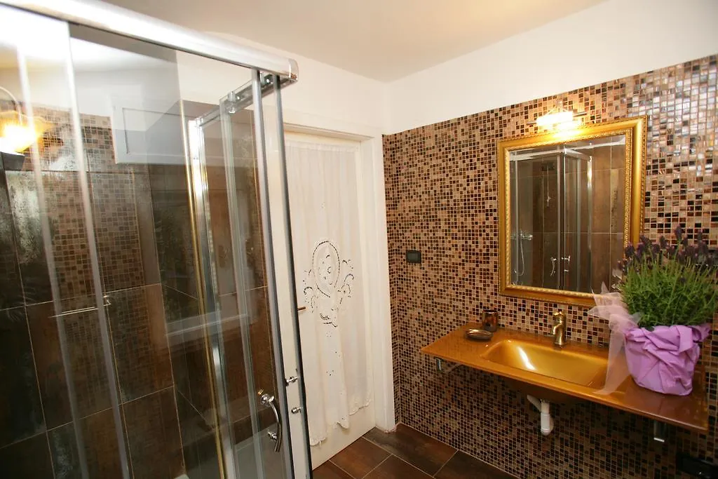 Villa Residence La Limonaia Gargnano Aparthotel