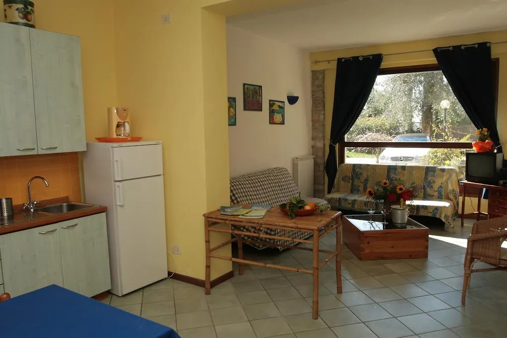 Villa Residence La Limonaia Gargnano Aparthotel