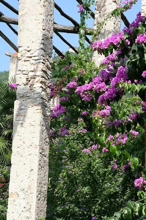 Aparthotel Villa Residence La Limonaia Gargnano Italy